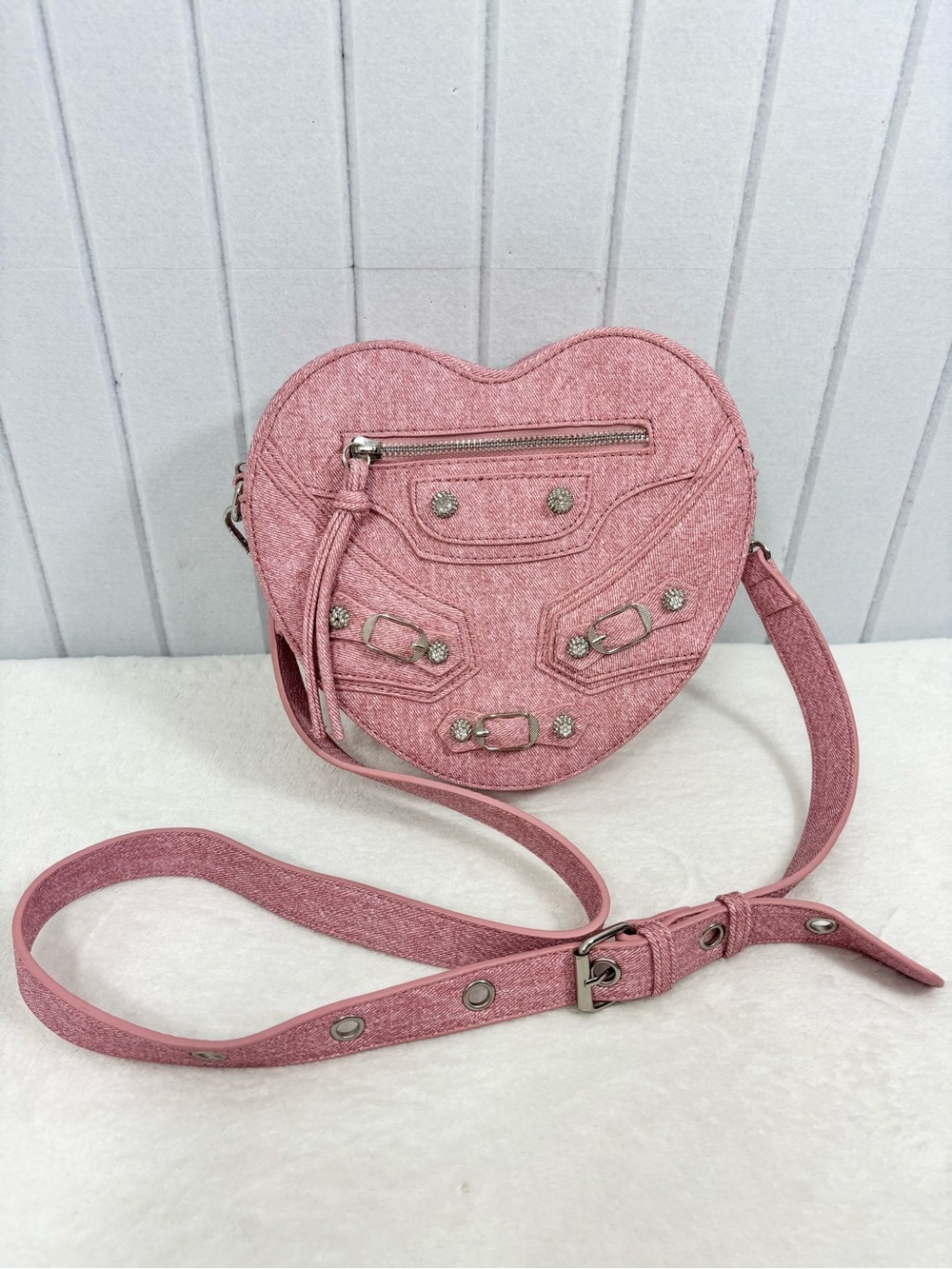 Le Miel Pink Heart Crossbody Bag Studded Buckle Y2K  Purse